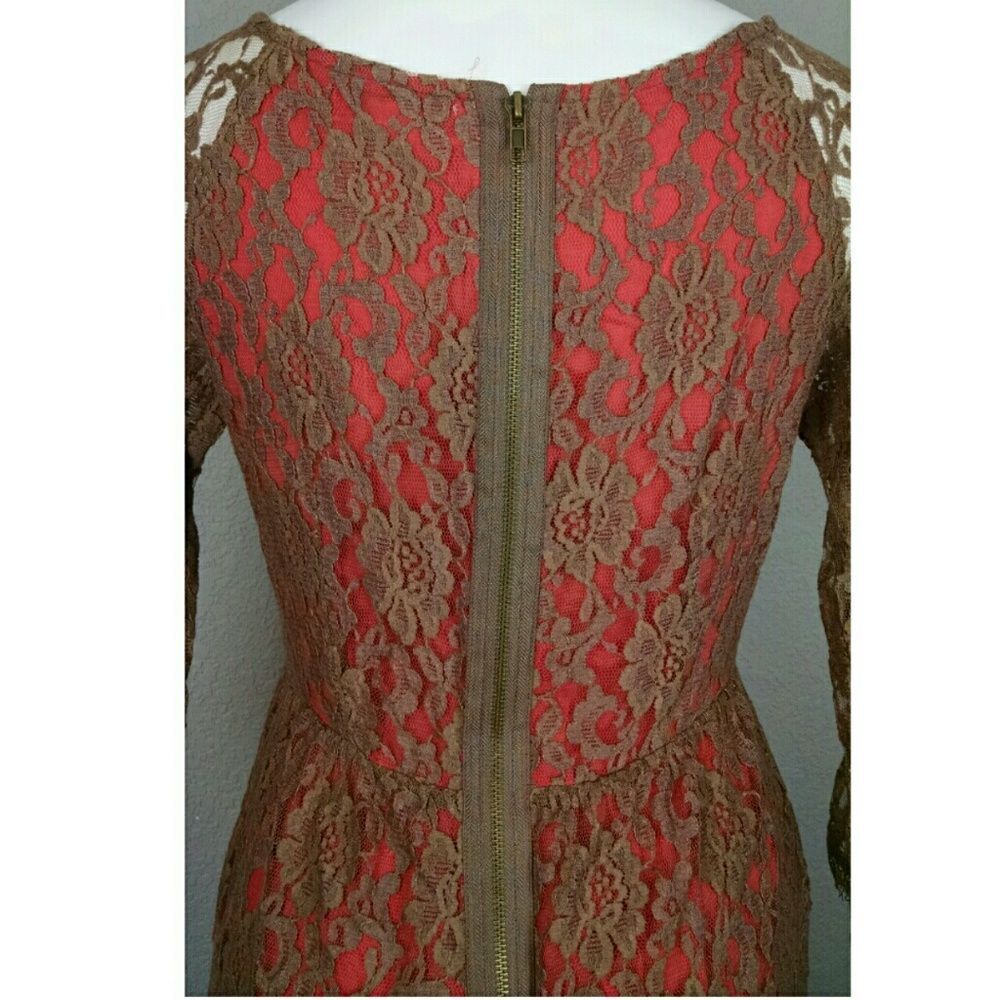 Flying Tomato Lace Flower Llined Dress Size Medium - Picture 6 of 10
